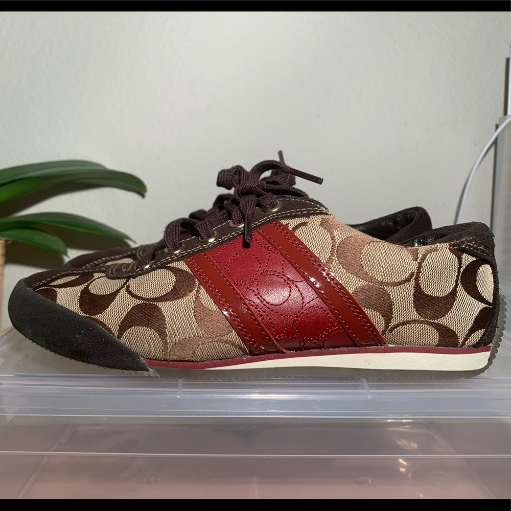Coach “Meagan” size 7.0 color: Brown/Burgundy